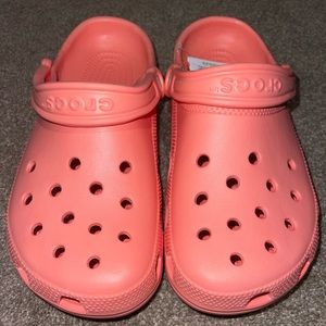 Peach Crocs